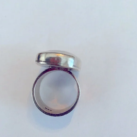 Sterling Silver Ring - Picture 6 of 9